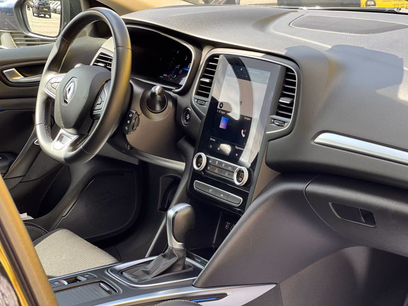 Renault Megane фото 16