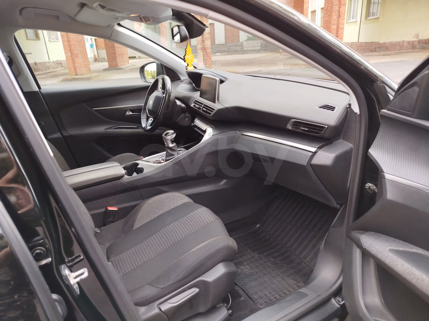 Peugeot 5008 фото 9