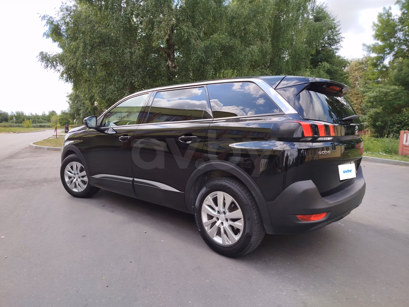 Peugeot 5008 фото 6
