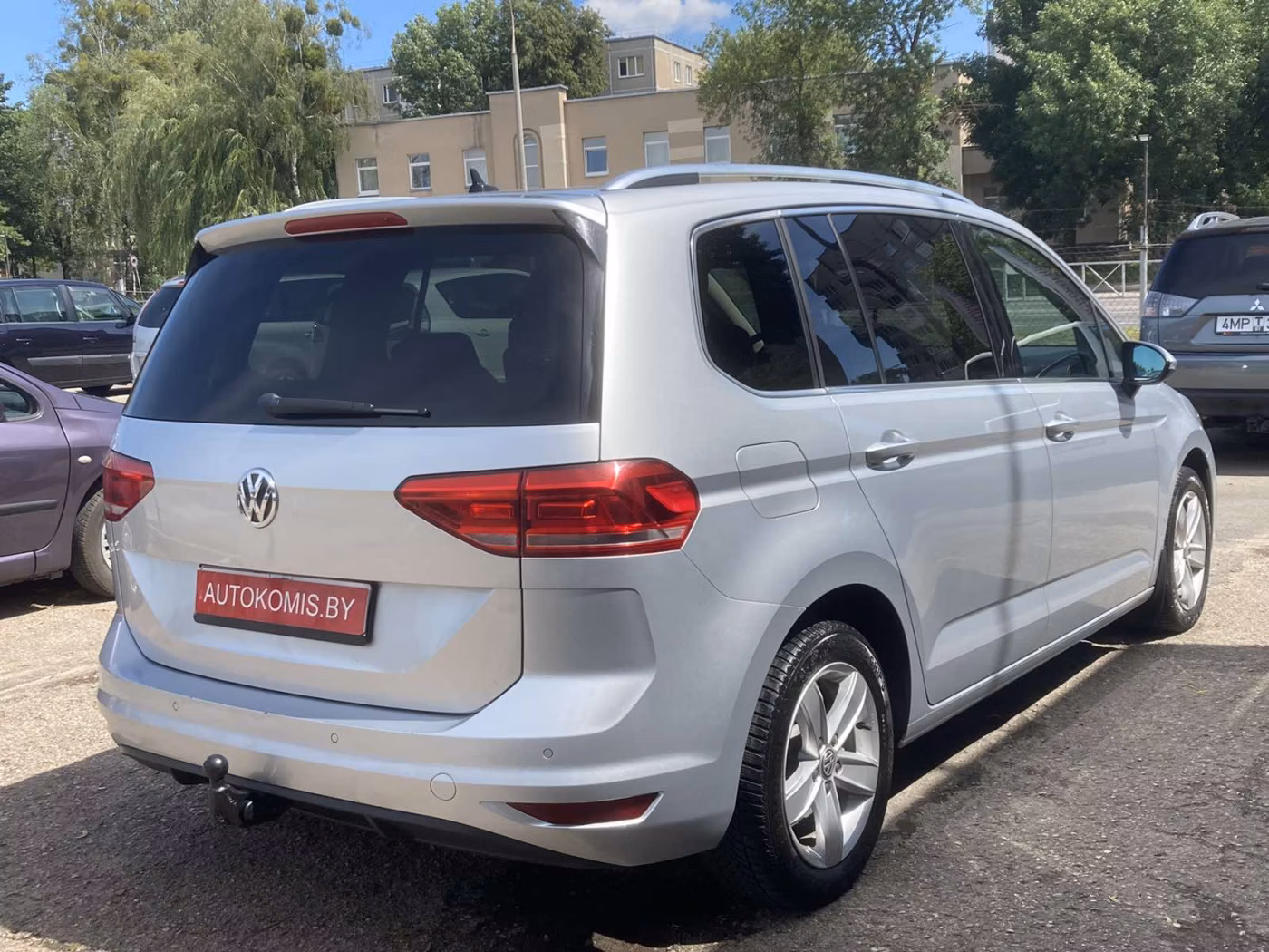 Volkswagen Touran фото 4