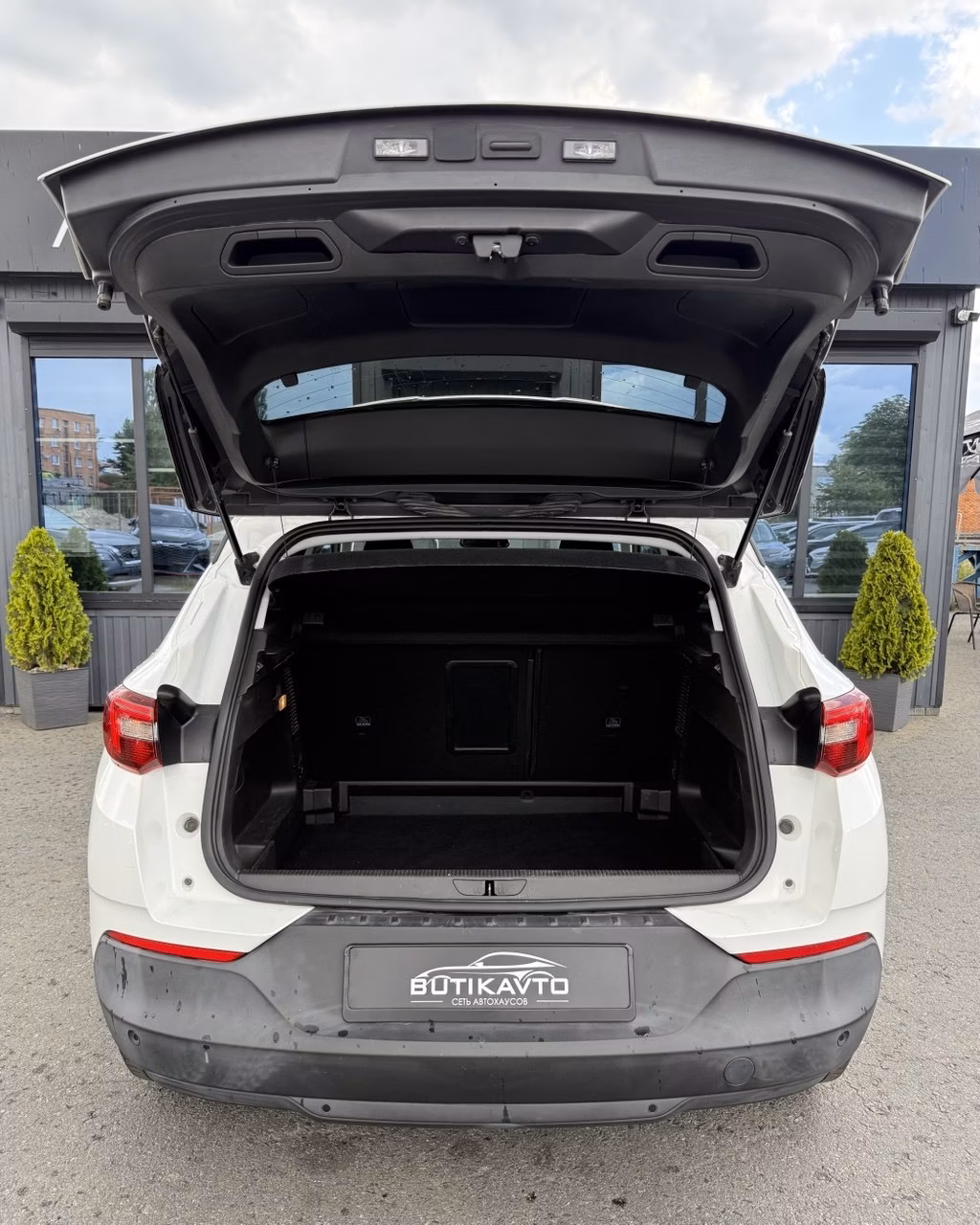 Opel Grandland X фото 15