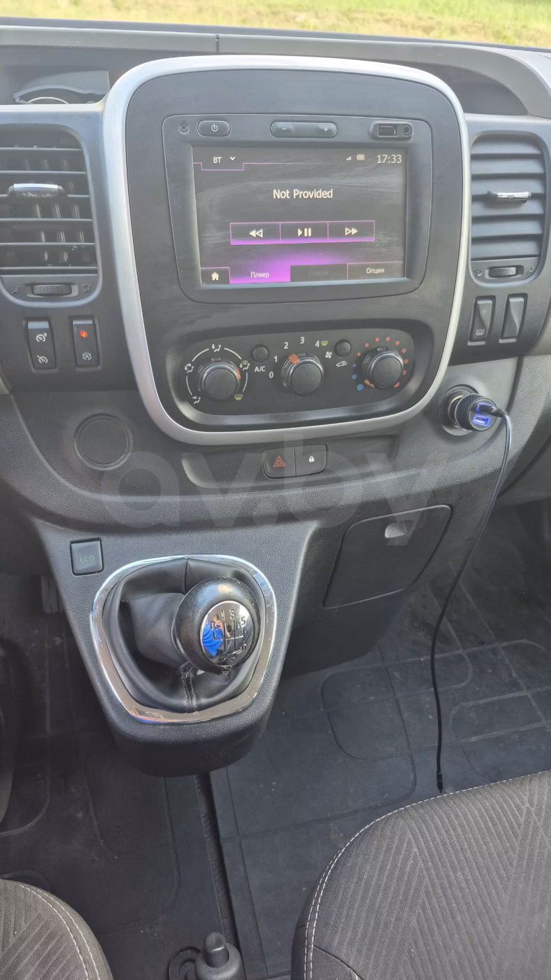 Renault Trafic фото 16