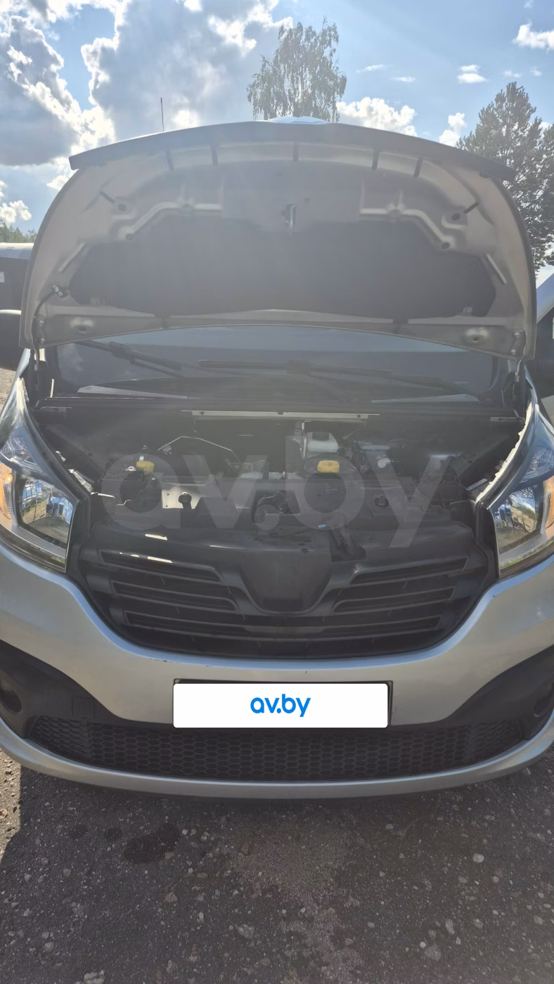 Renault Trafic фото 6