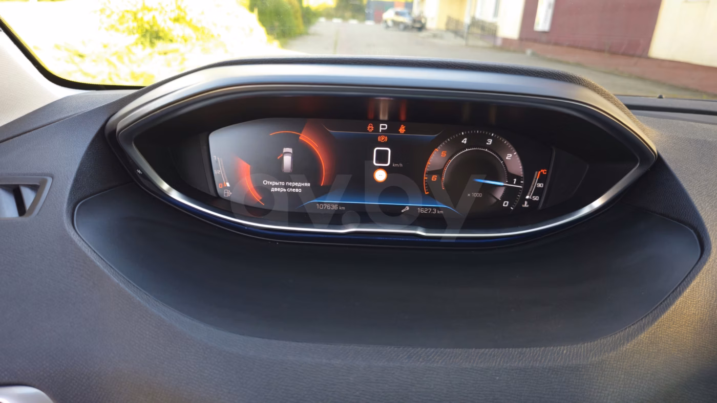 Peugeot 5008 фото 7
