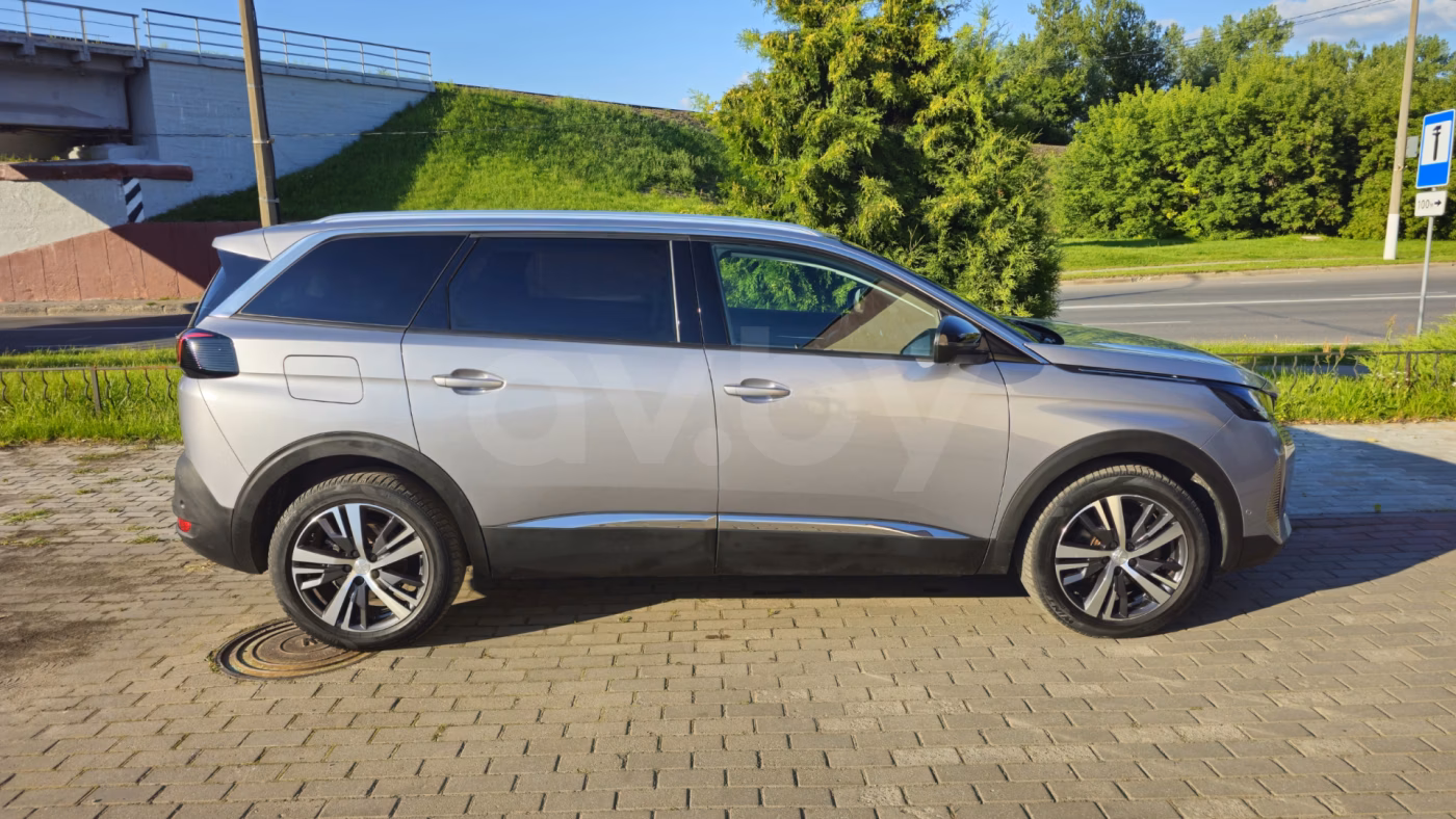 Peugeot 5008 фото 3
