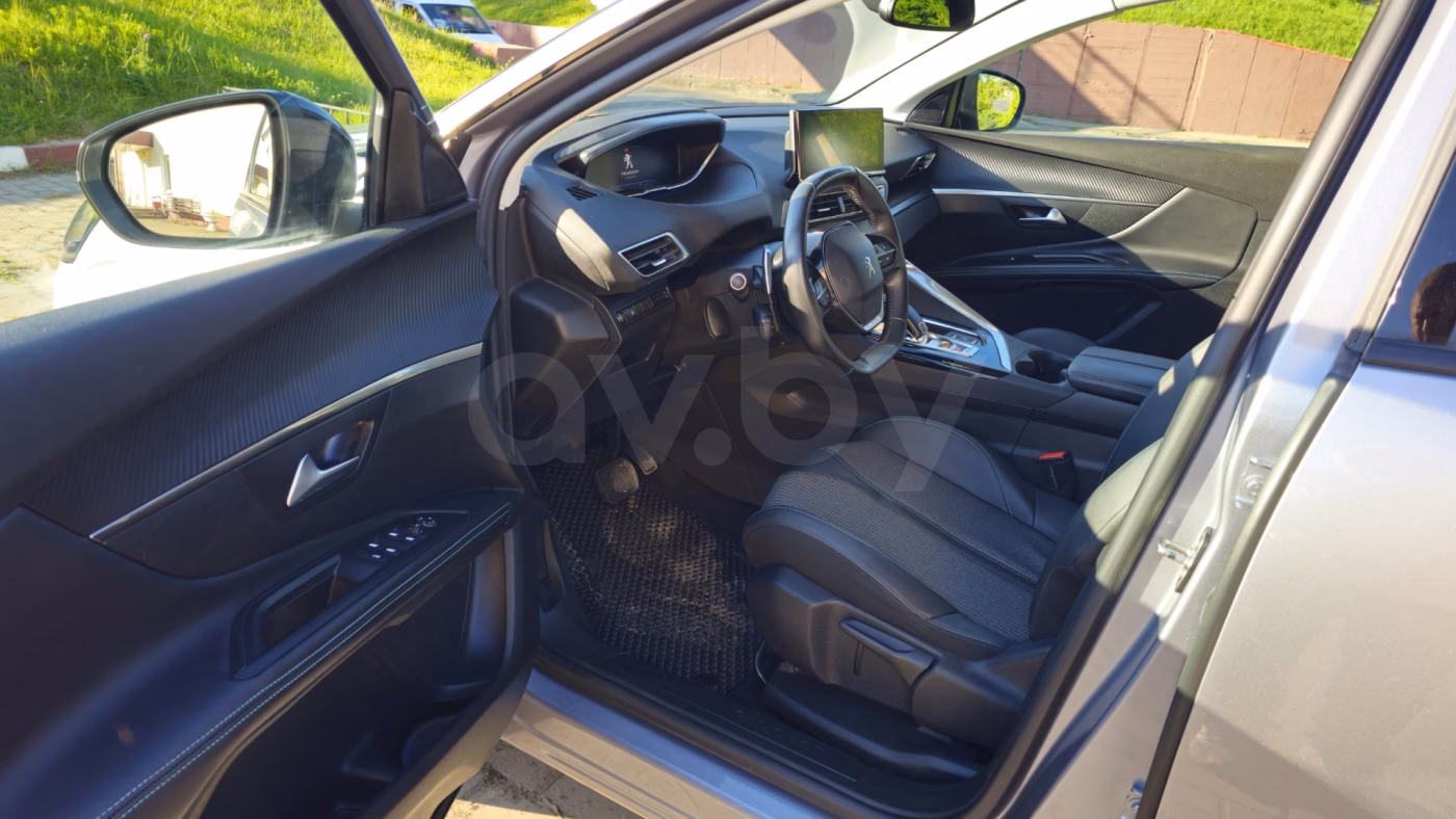 Peugeot 5008 фото 12