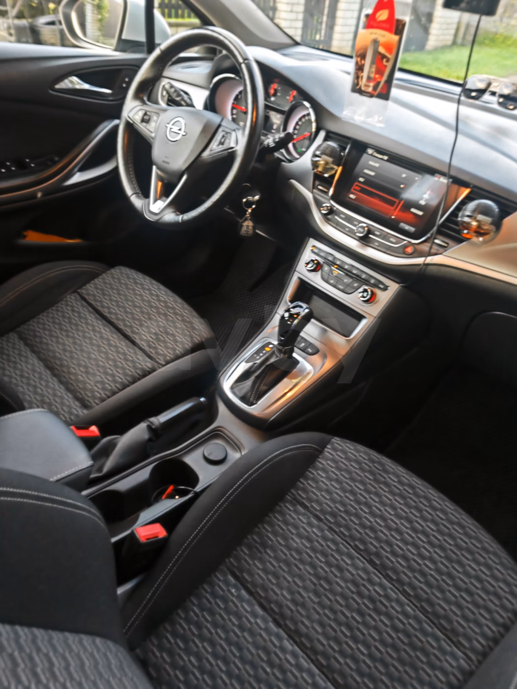 Opel Astra фото 9