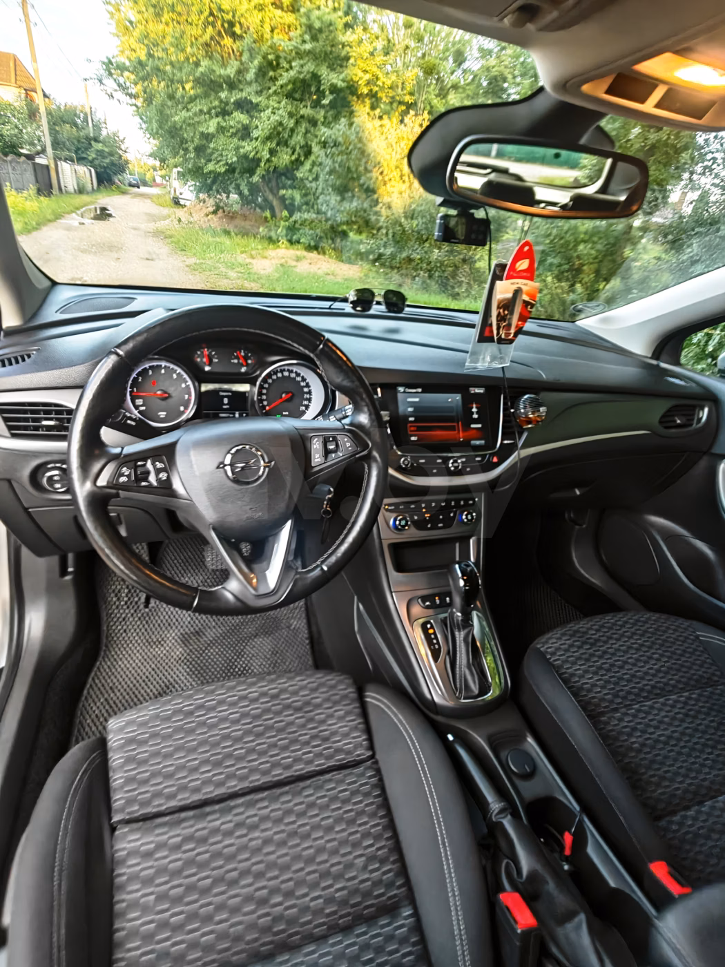 Opel Astra фото 11