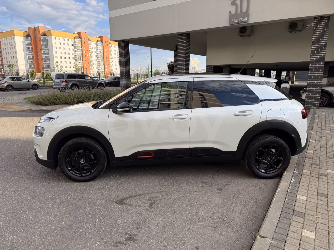 Citroen C4 Cactus фото 3