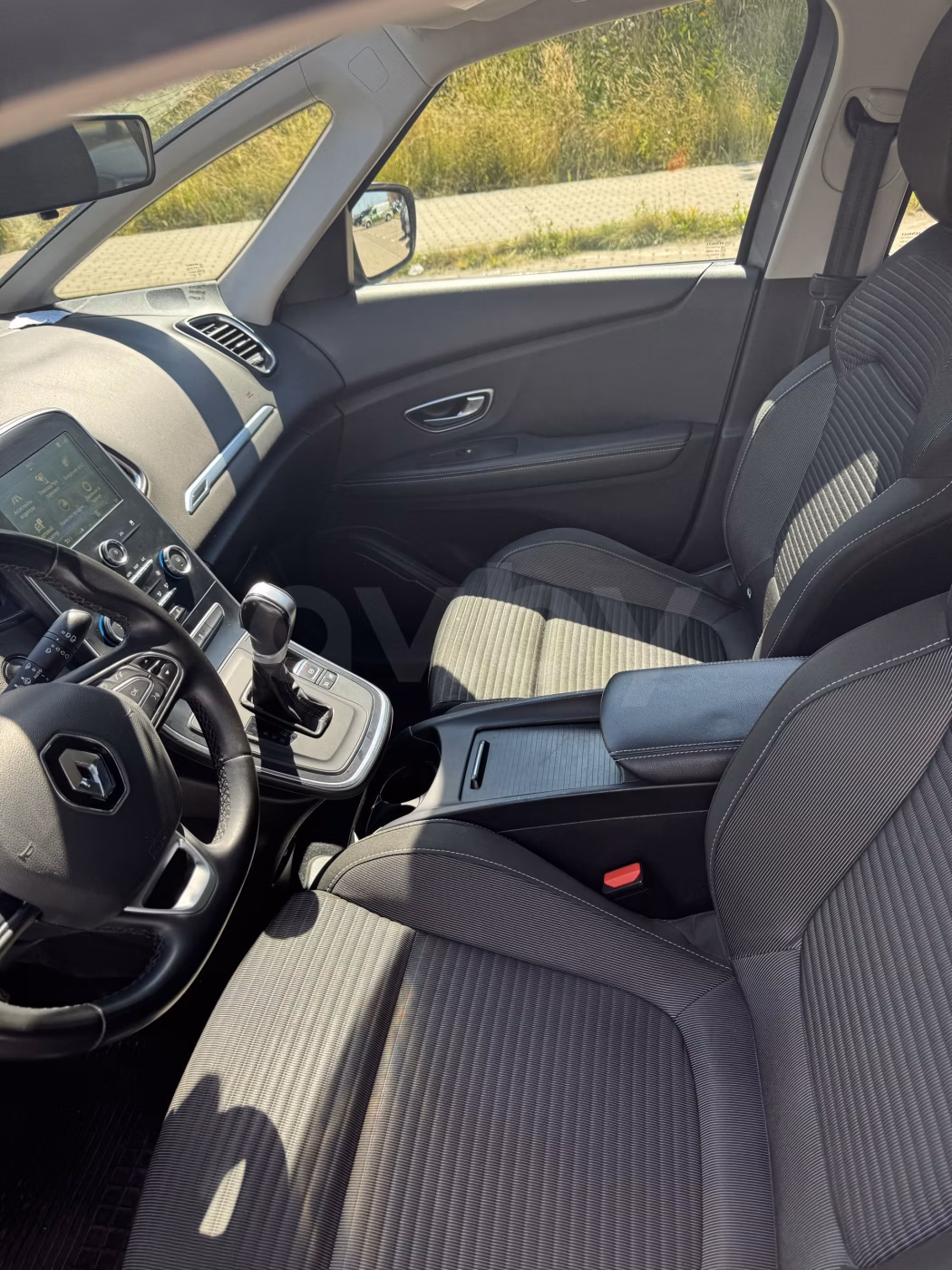 Renault Grand Scenic фото 14