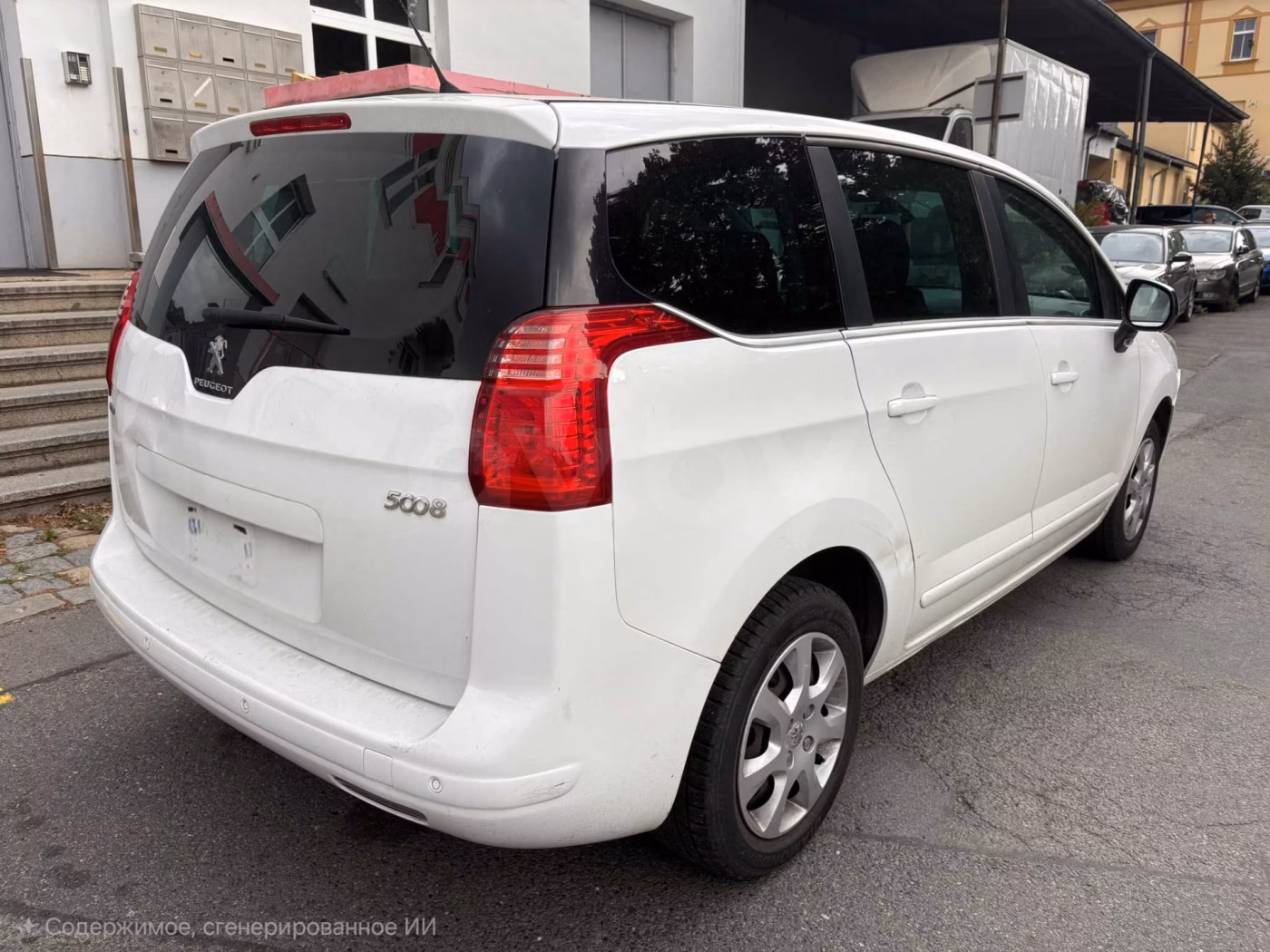 Peugeot 5008 фото 2