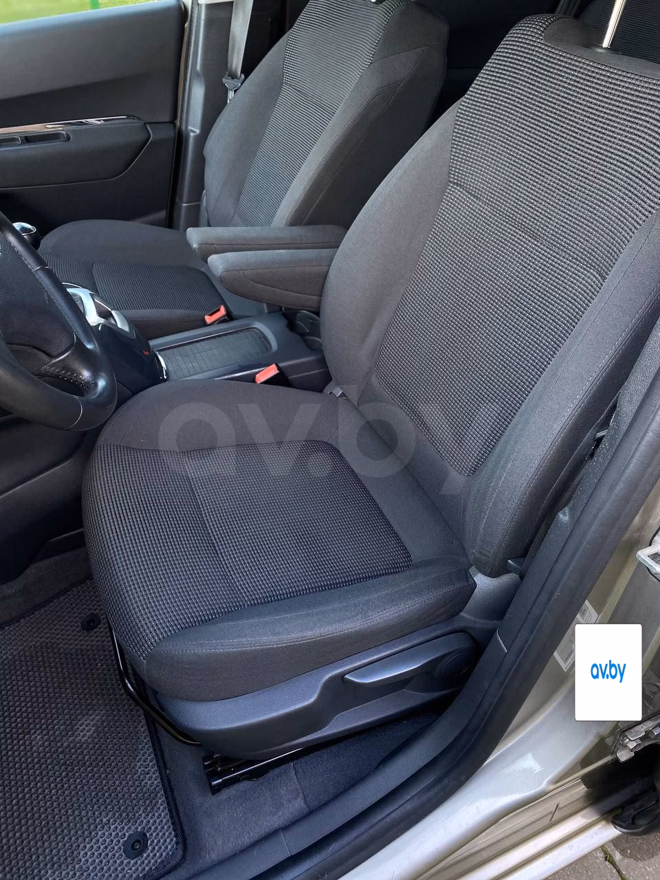 Peugeot 5008 фото 13