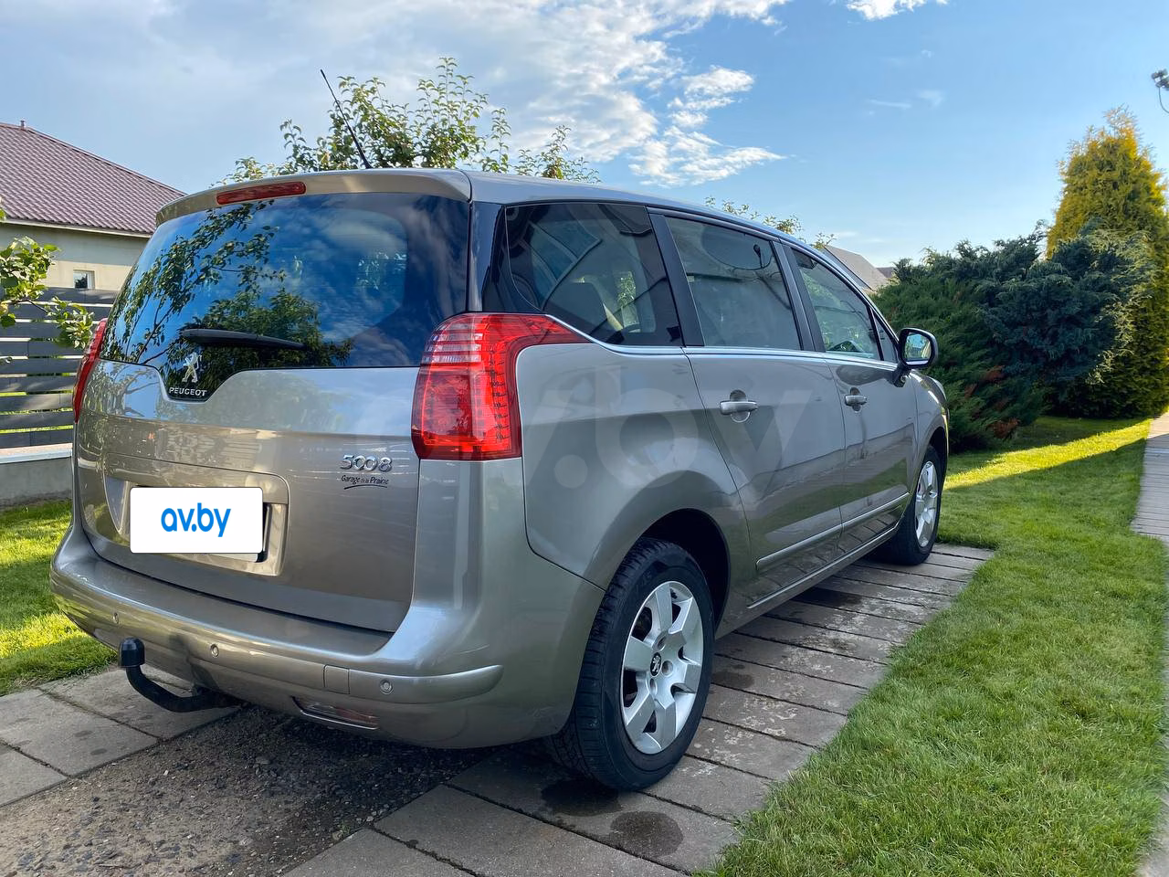 Peugeot 5008 фото 6
