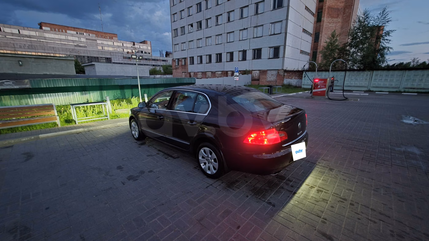 Skoda Superb фото 12