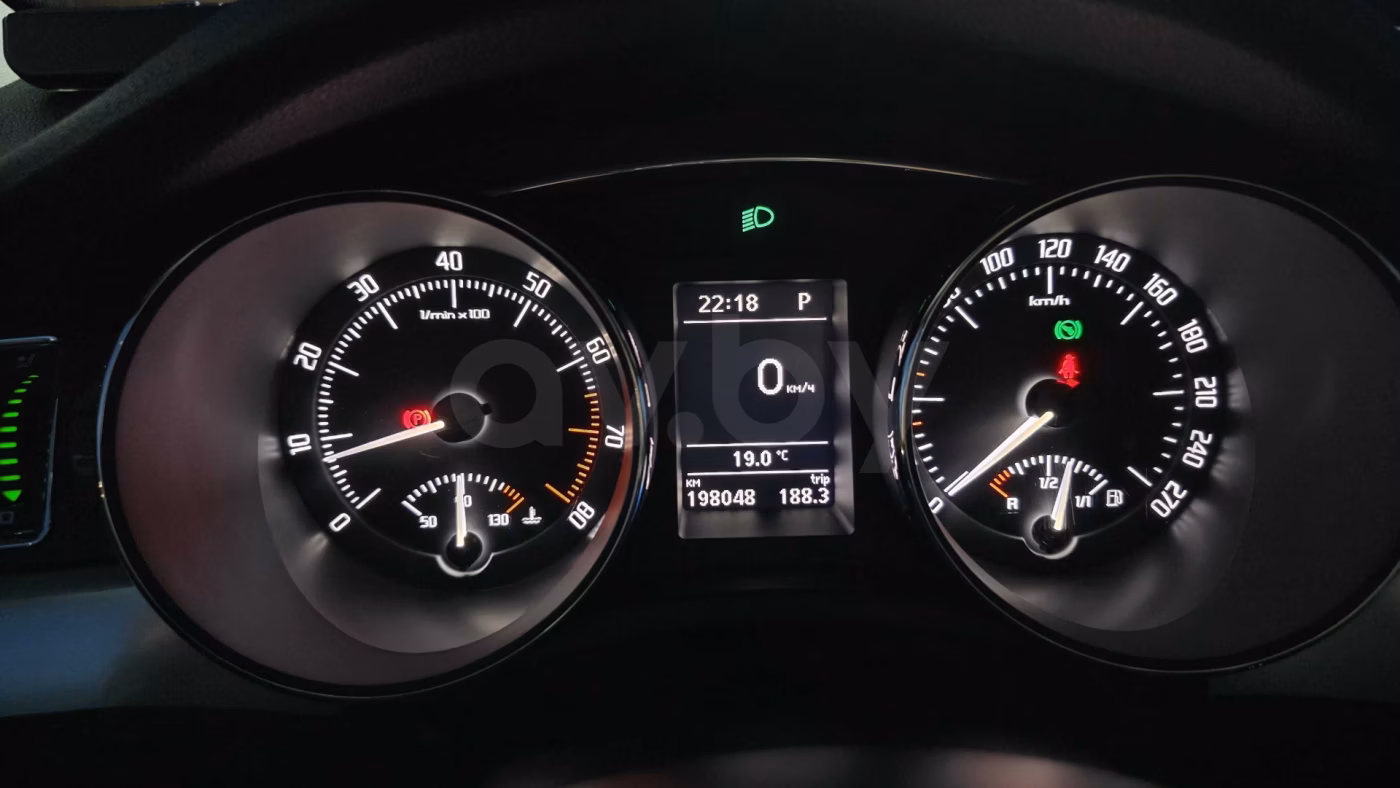 Skoda Superb фото 22