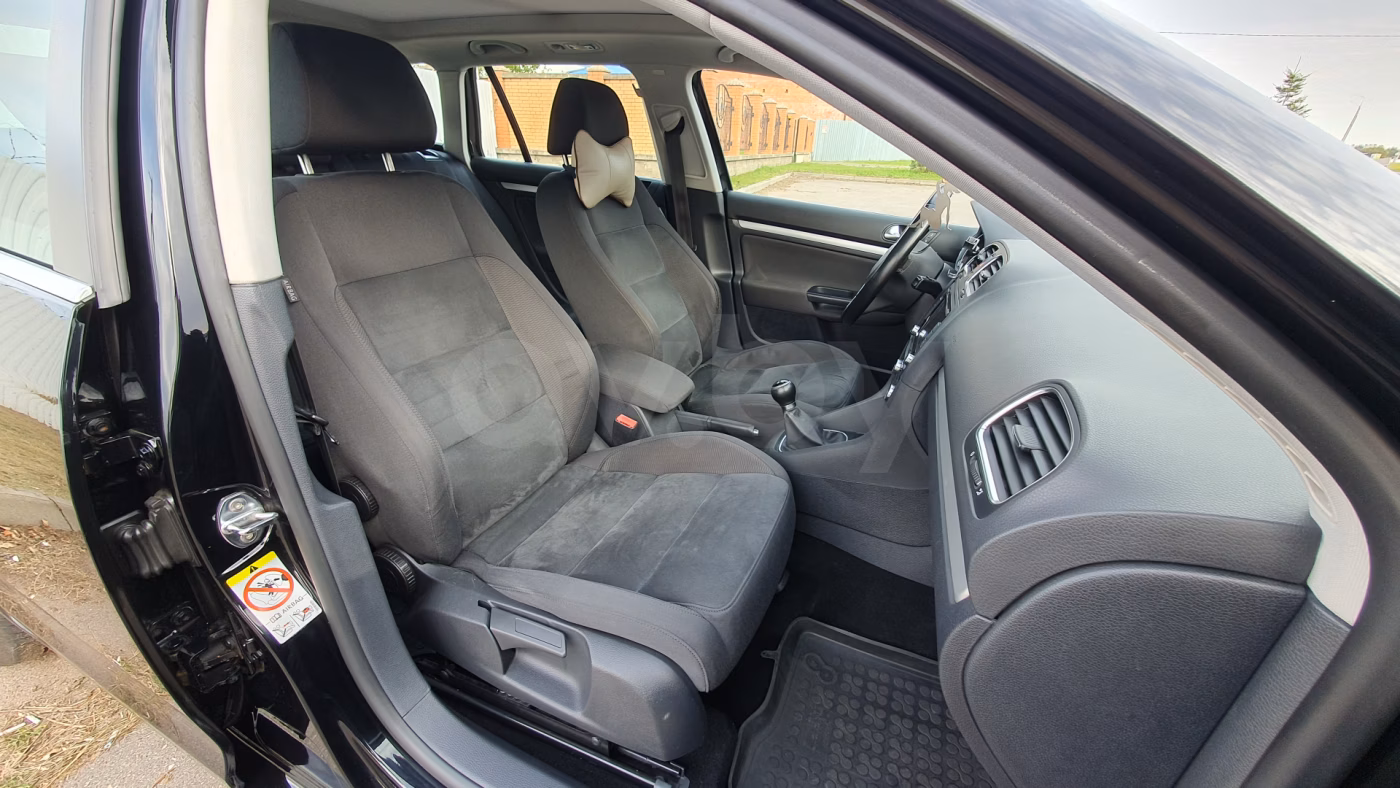 Volkswagen Golf фото 11