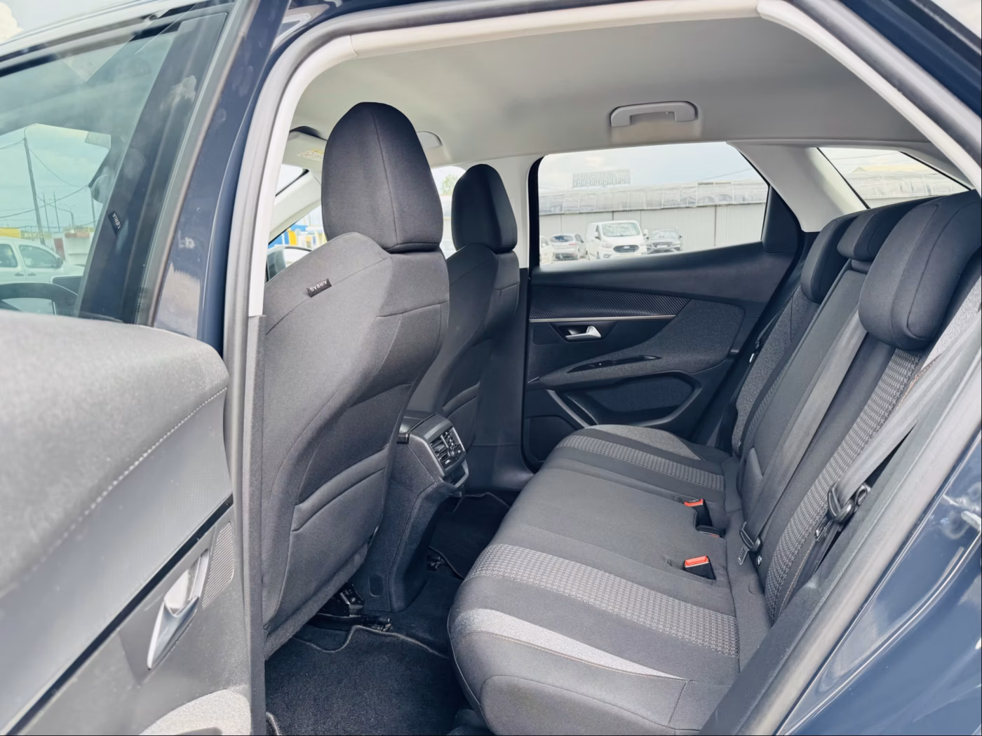 Peugeot 3008 фото 6