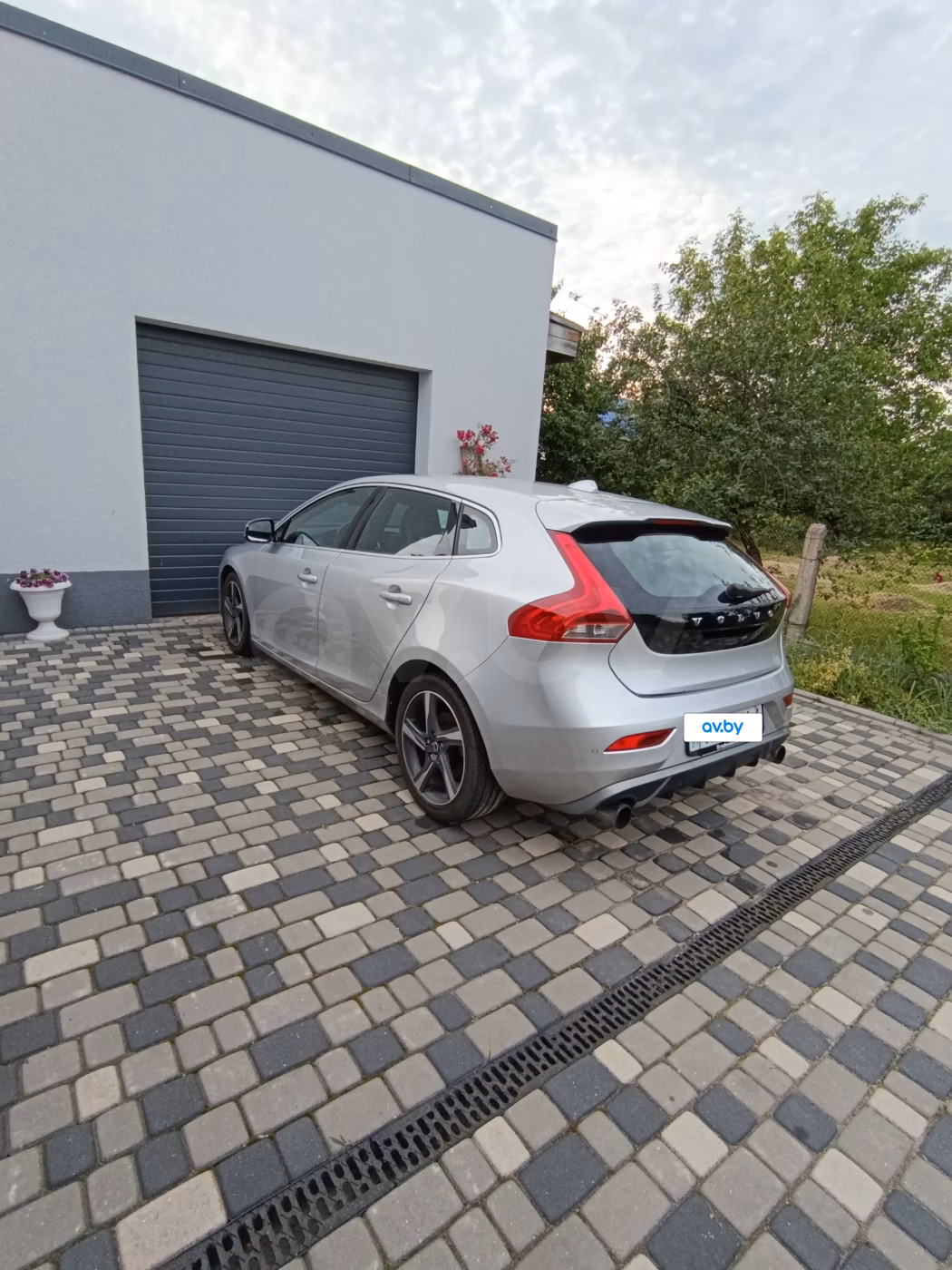 Volvo V40 фото 5