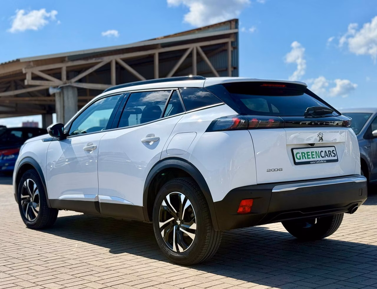 Peugeot 2008 фото 5