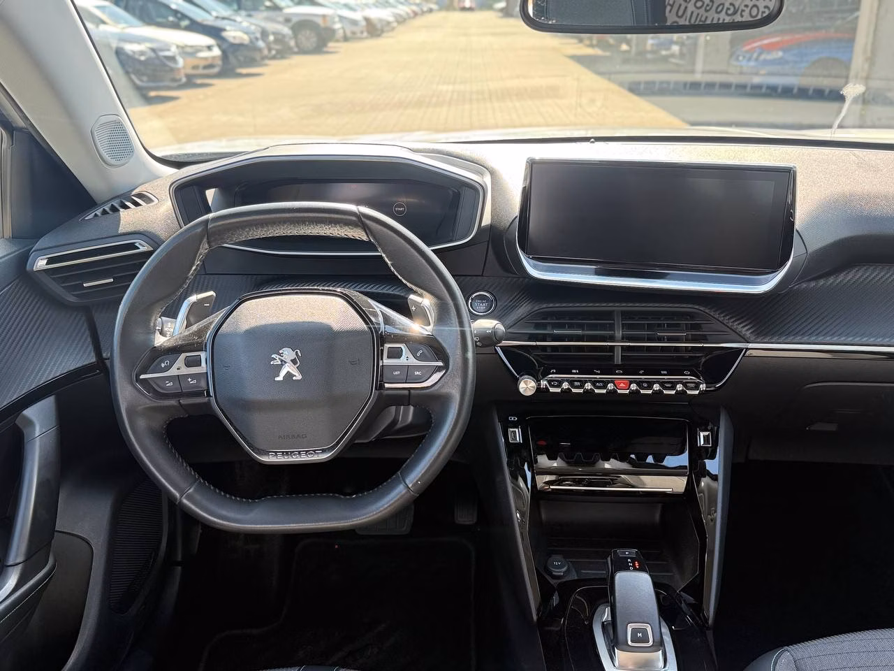 Peugeot 2008 фото 20