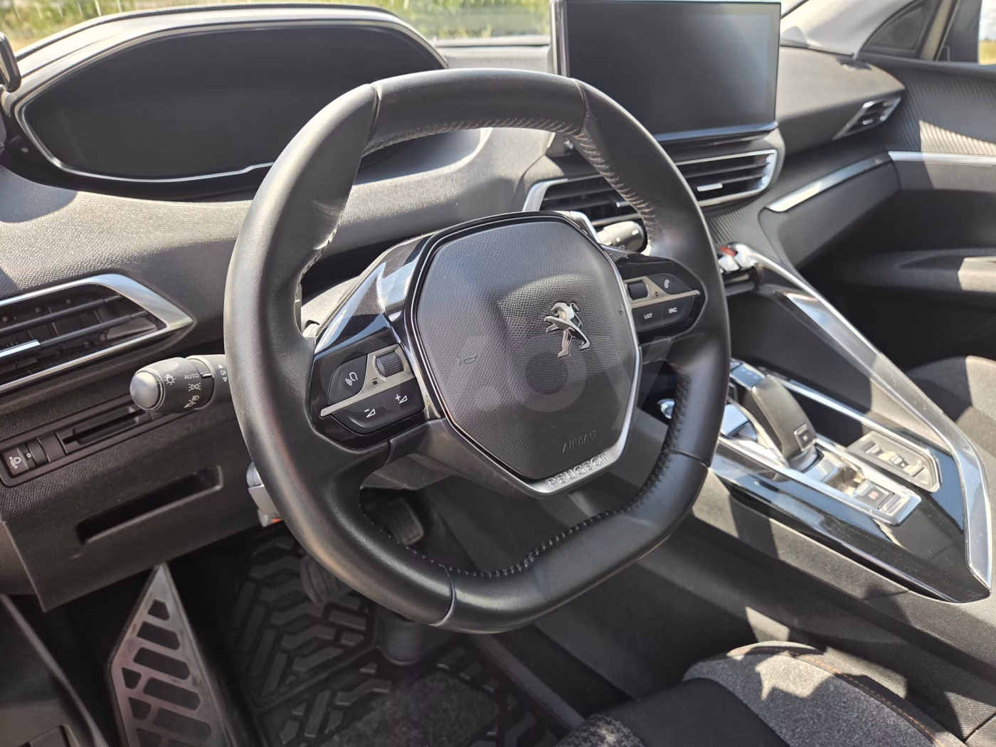 Peugeot 3008 фото 15