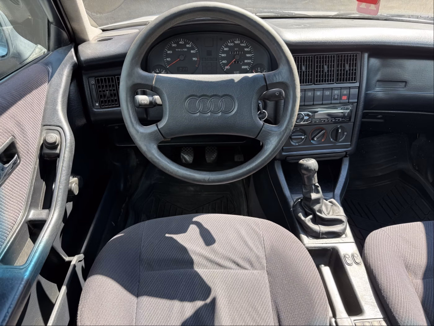 Audi 80 фото 10