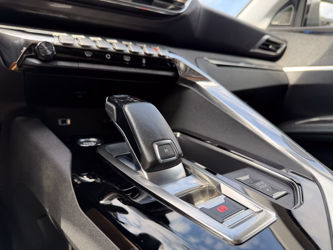 Peugeot 3008 фото 24