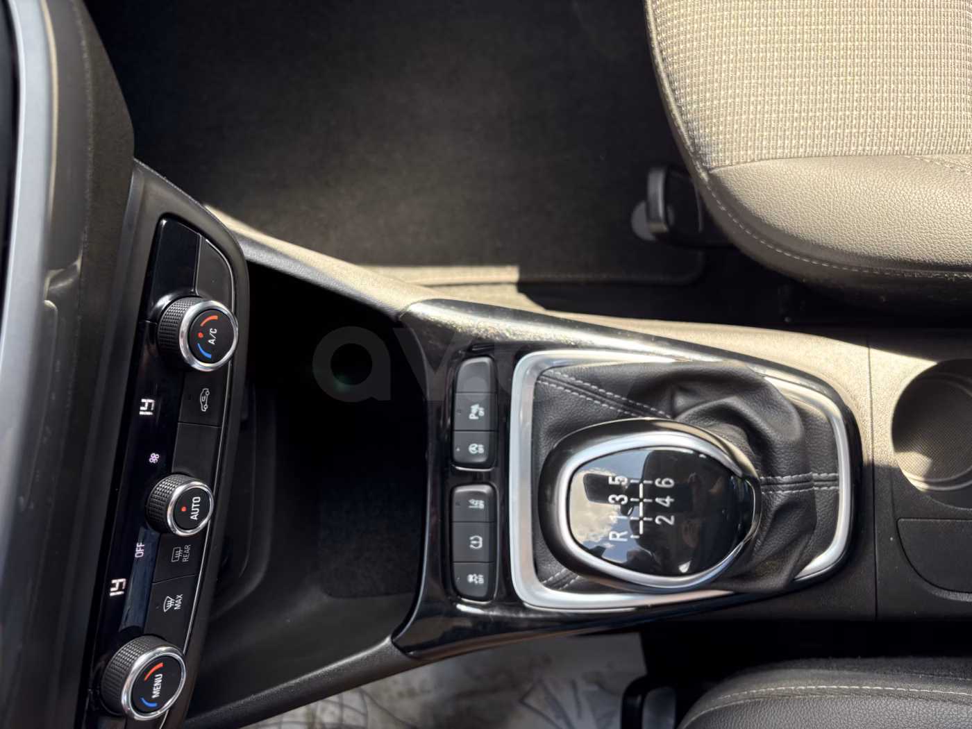 Opel Crossland X фото 22