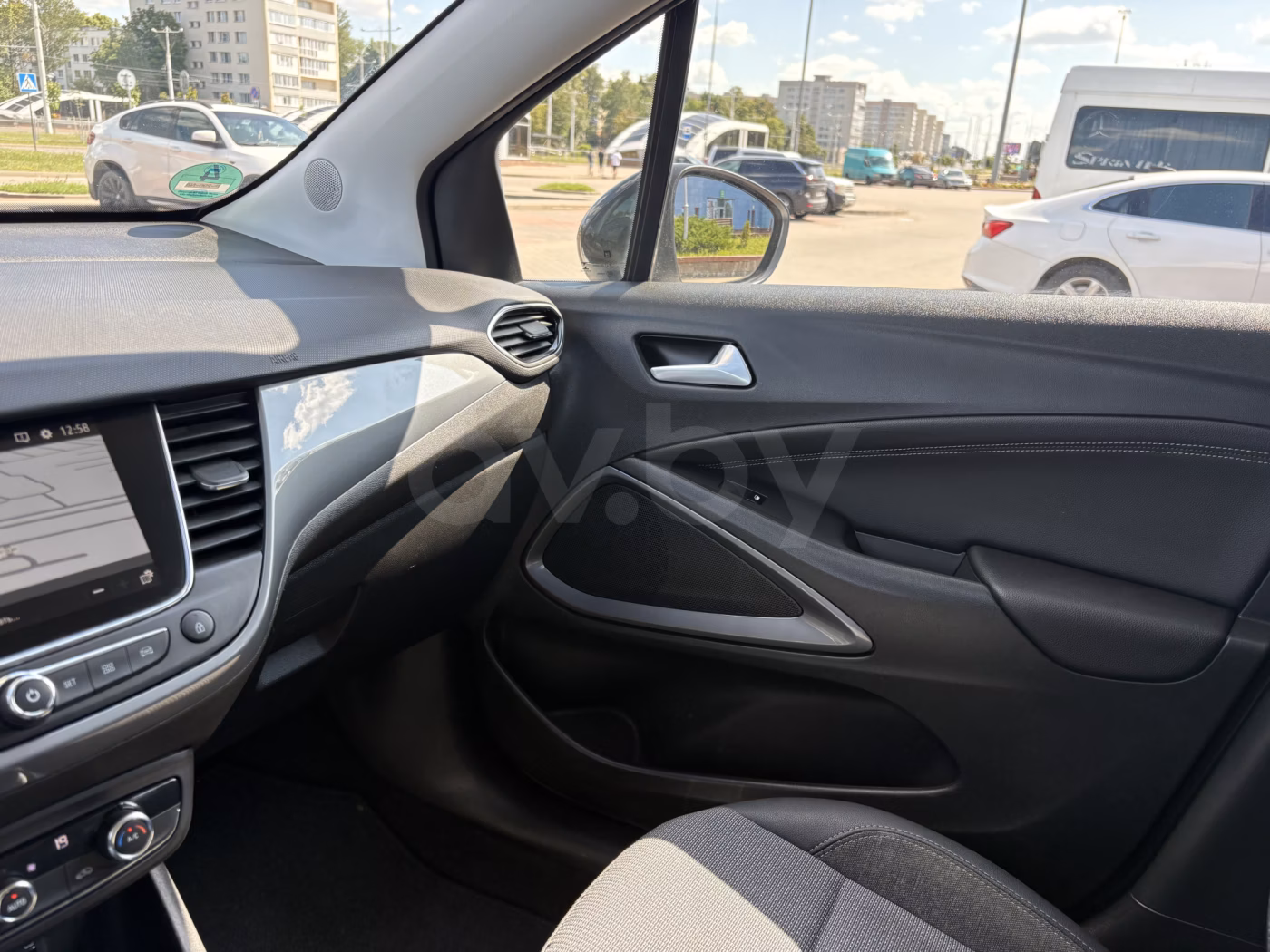 Opel Crossland X фото 26