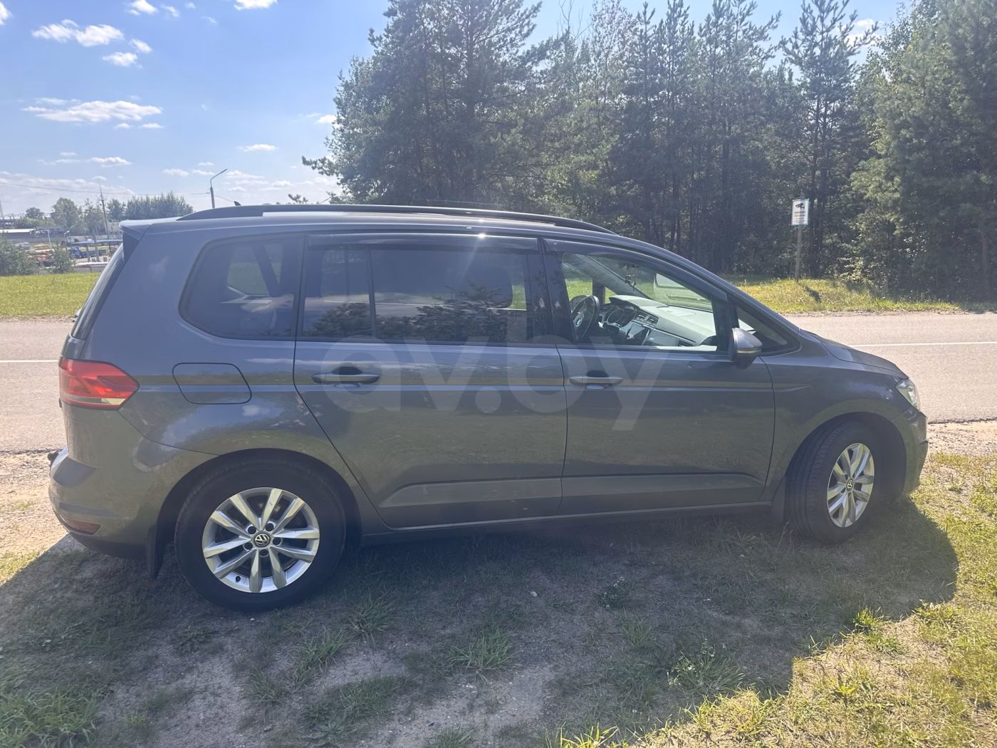 Volkswagen Touran фото 4