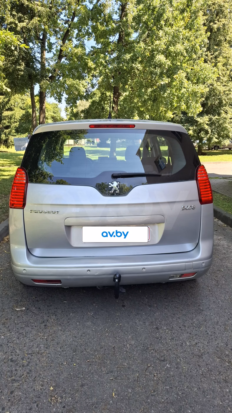 Peugeot 5008 фото 3