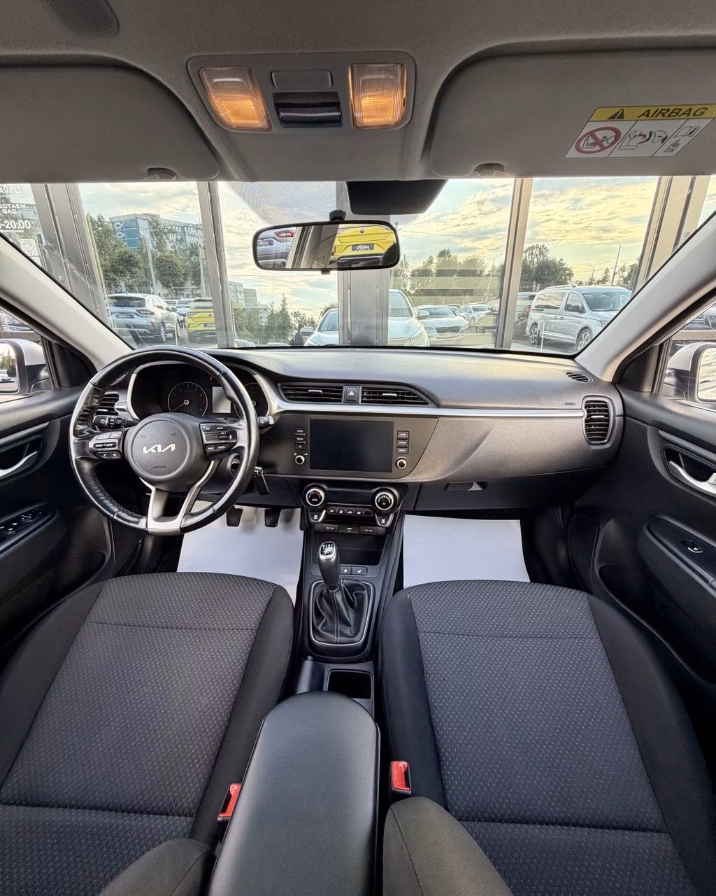 Kia Rio фото 7