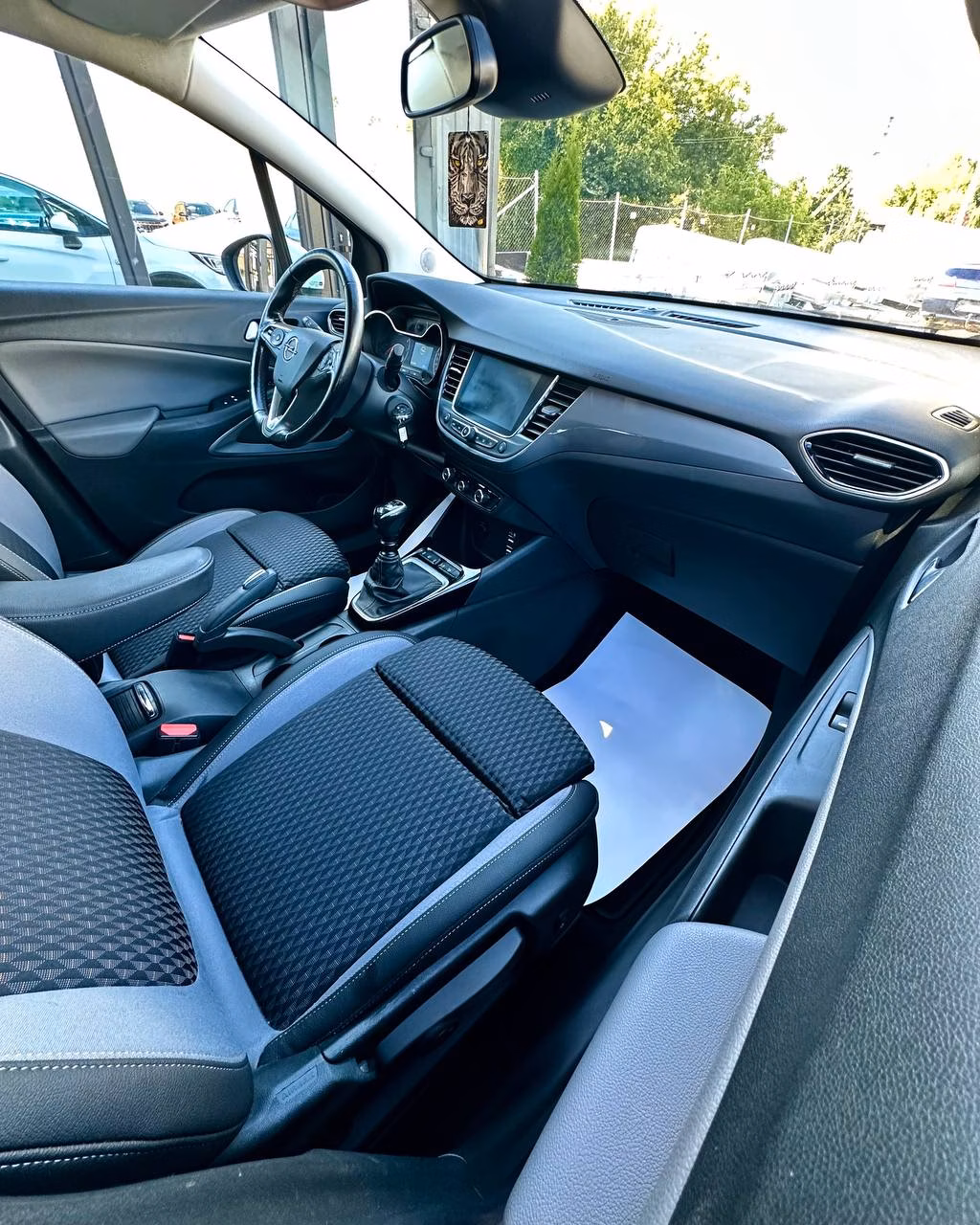 Opel Crossland X фото 11