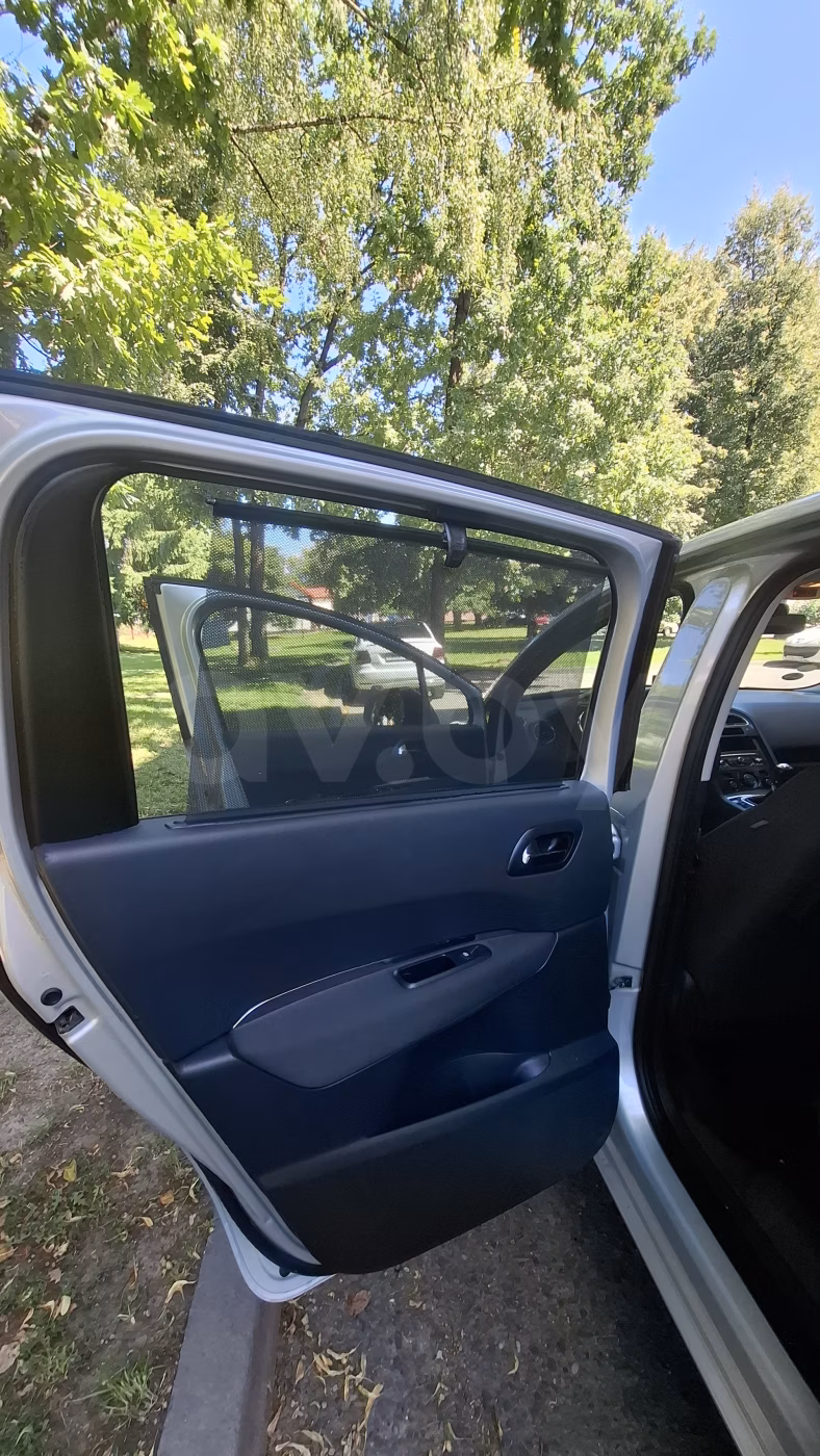 Peugeot 5008 фото 28