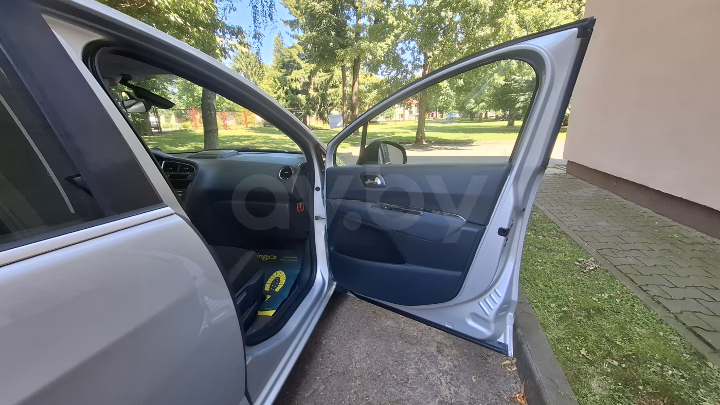 Peugeot 5008 фото 19