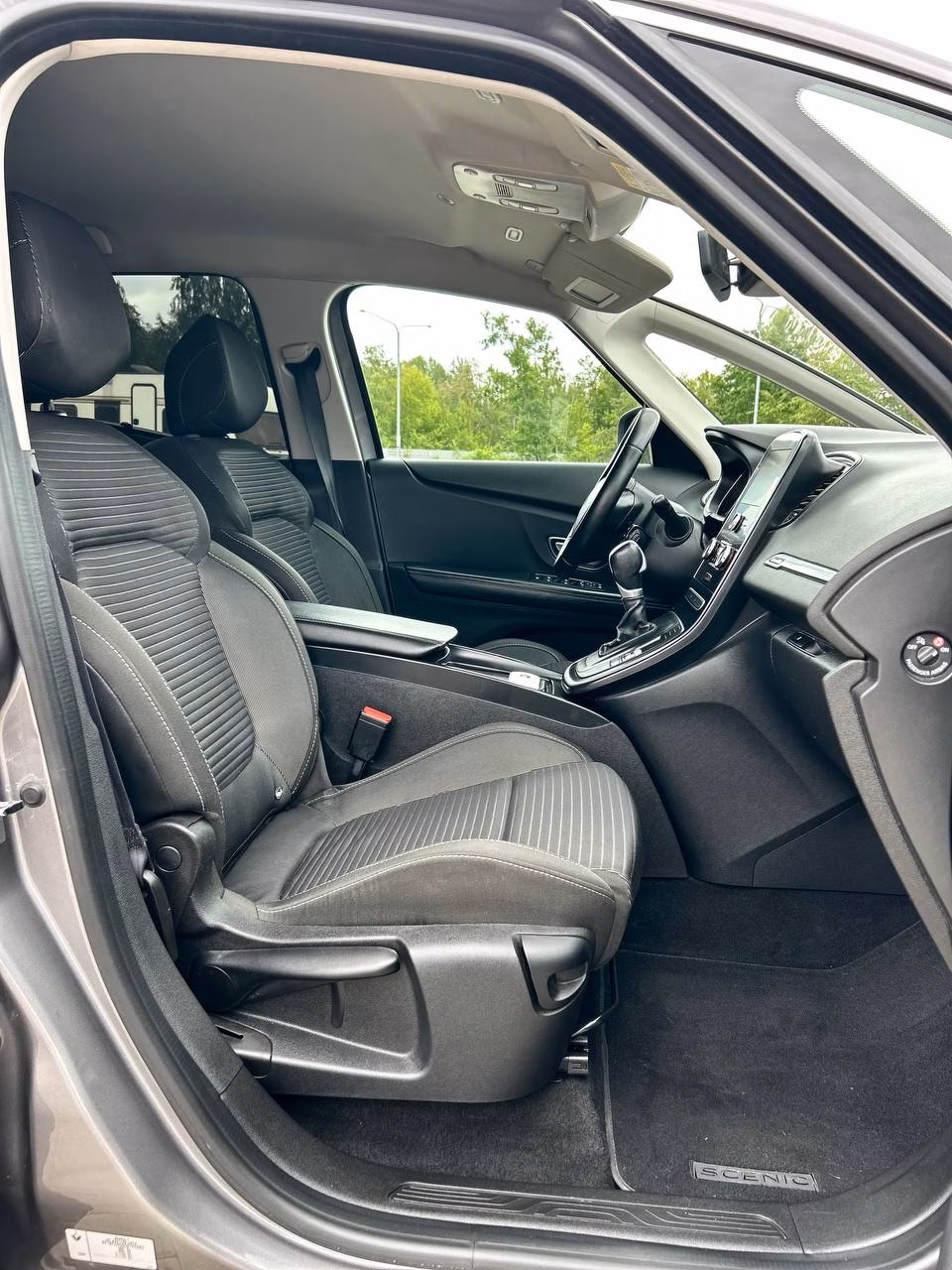 Renault Scenic фото 6