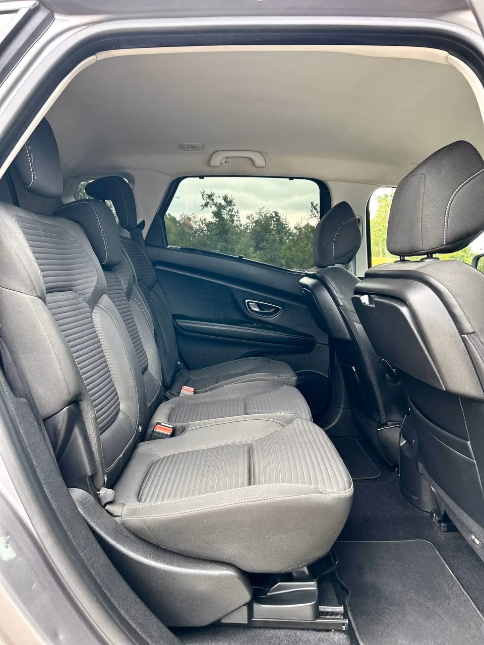 Renault Scenic фото 7