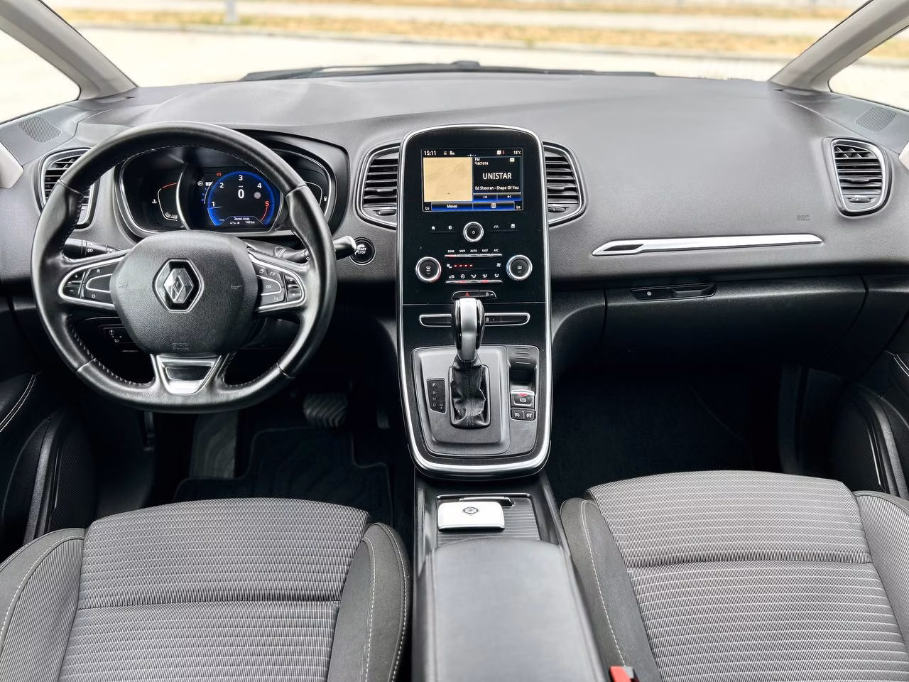 Renault Scenic фото 5