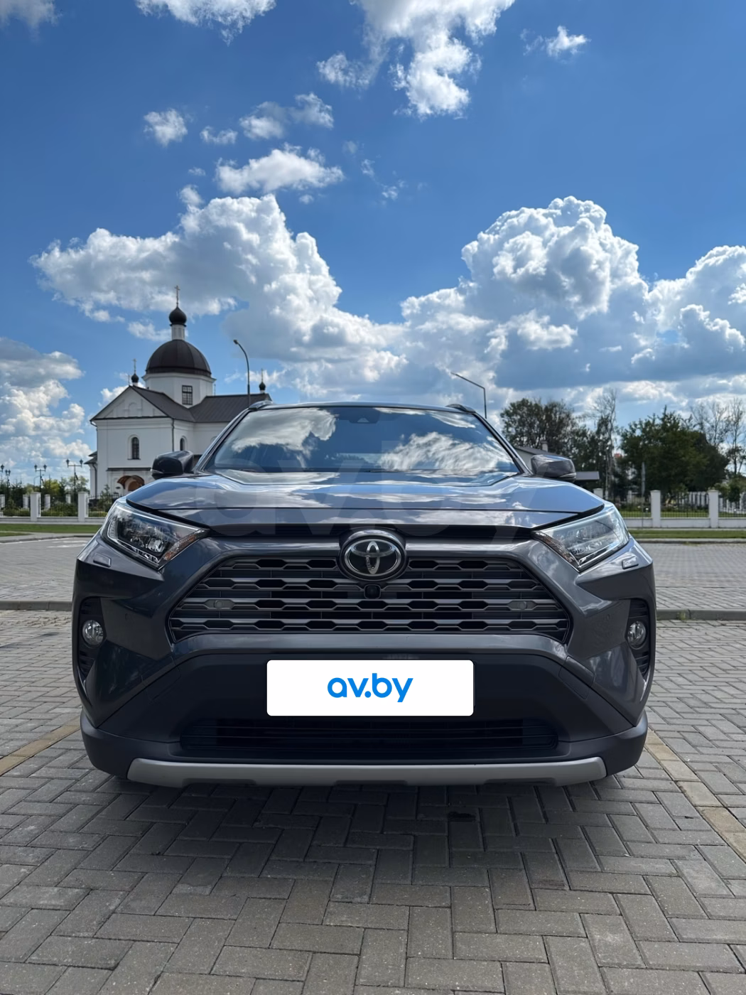 Toyota RAV4 фото 3