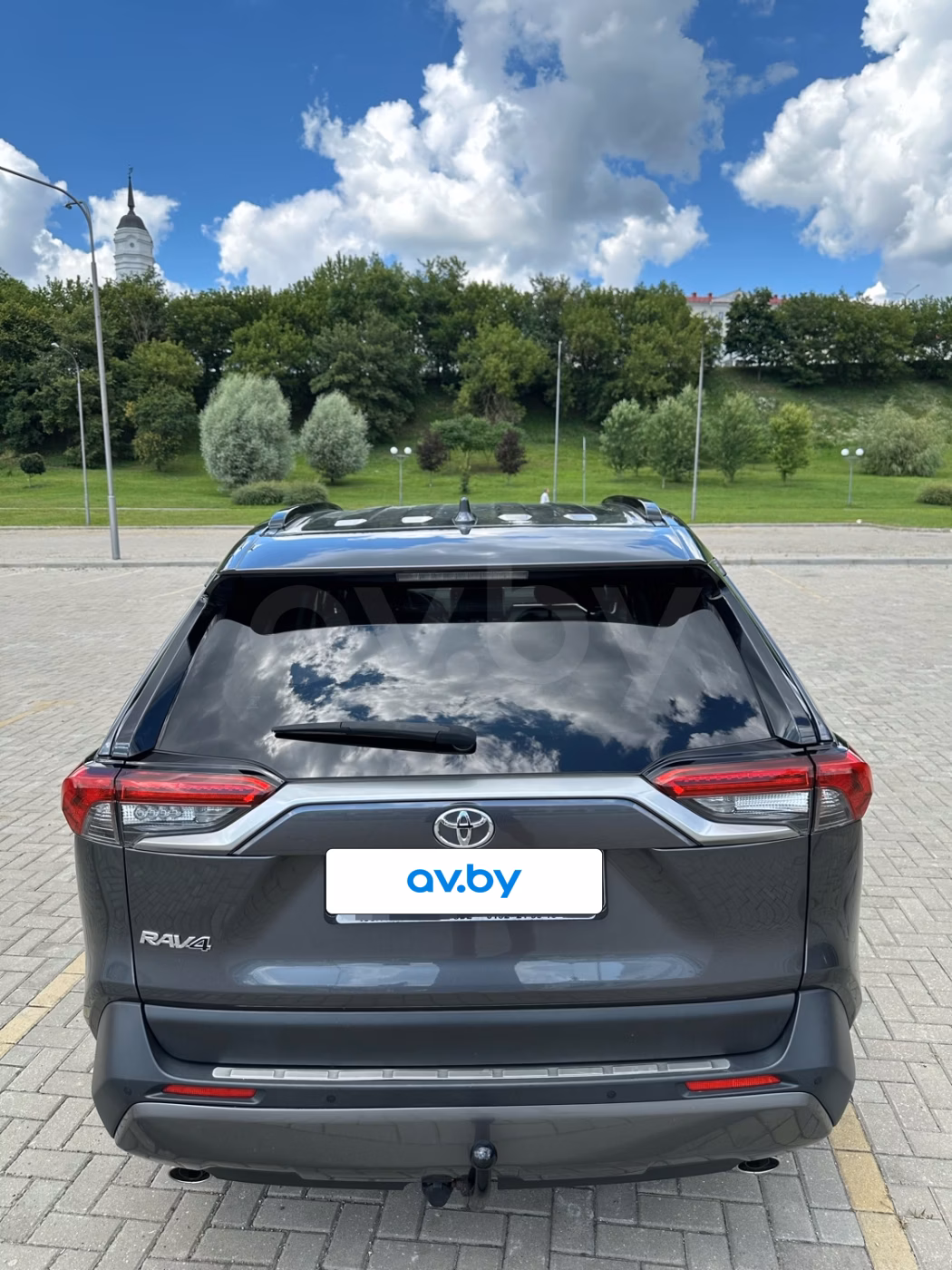 Toyota RAV4 фото 5