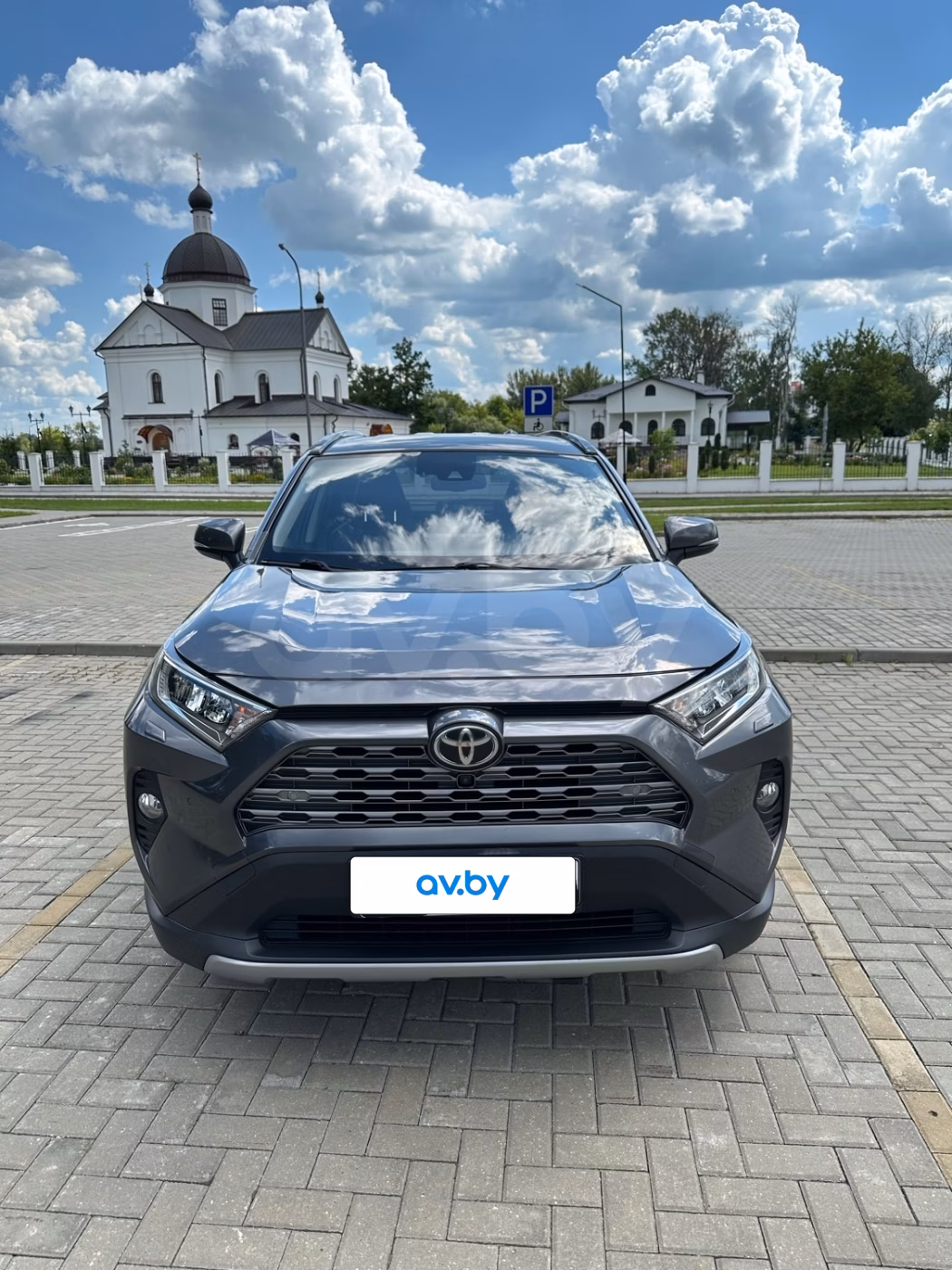 Toyota RAV4 фото 4