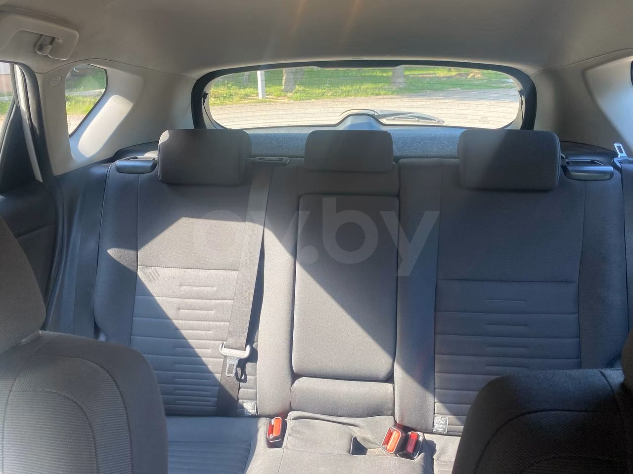 Toyota Auris фото 6