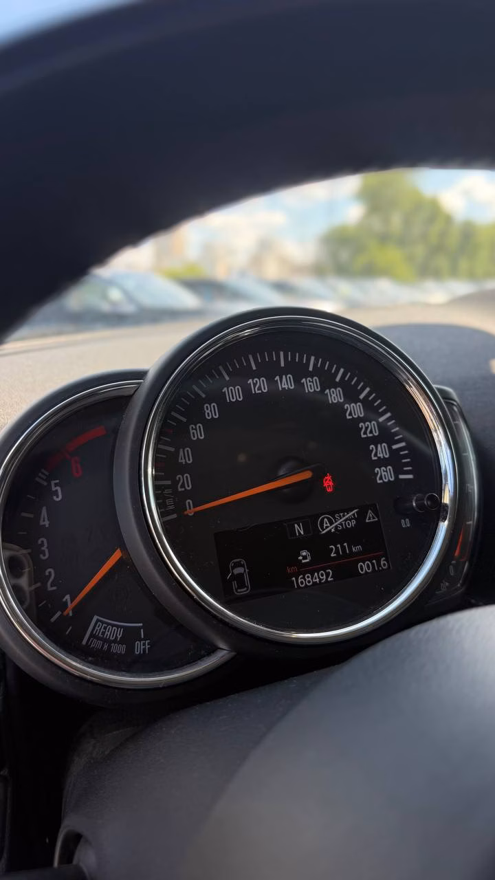 MINI Clubman фото 19