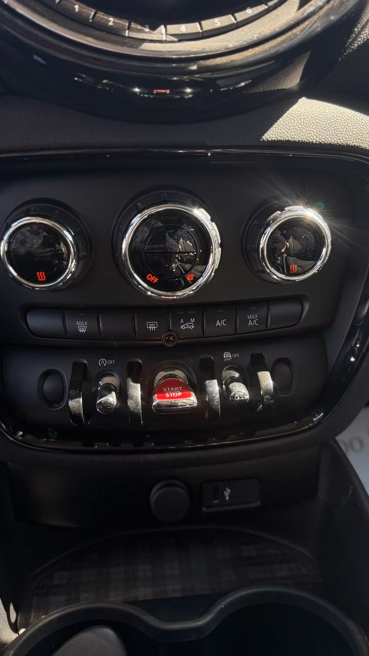 MINI Clubman фото 21
