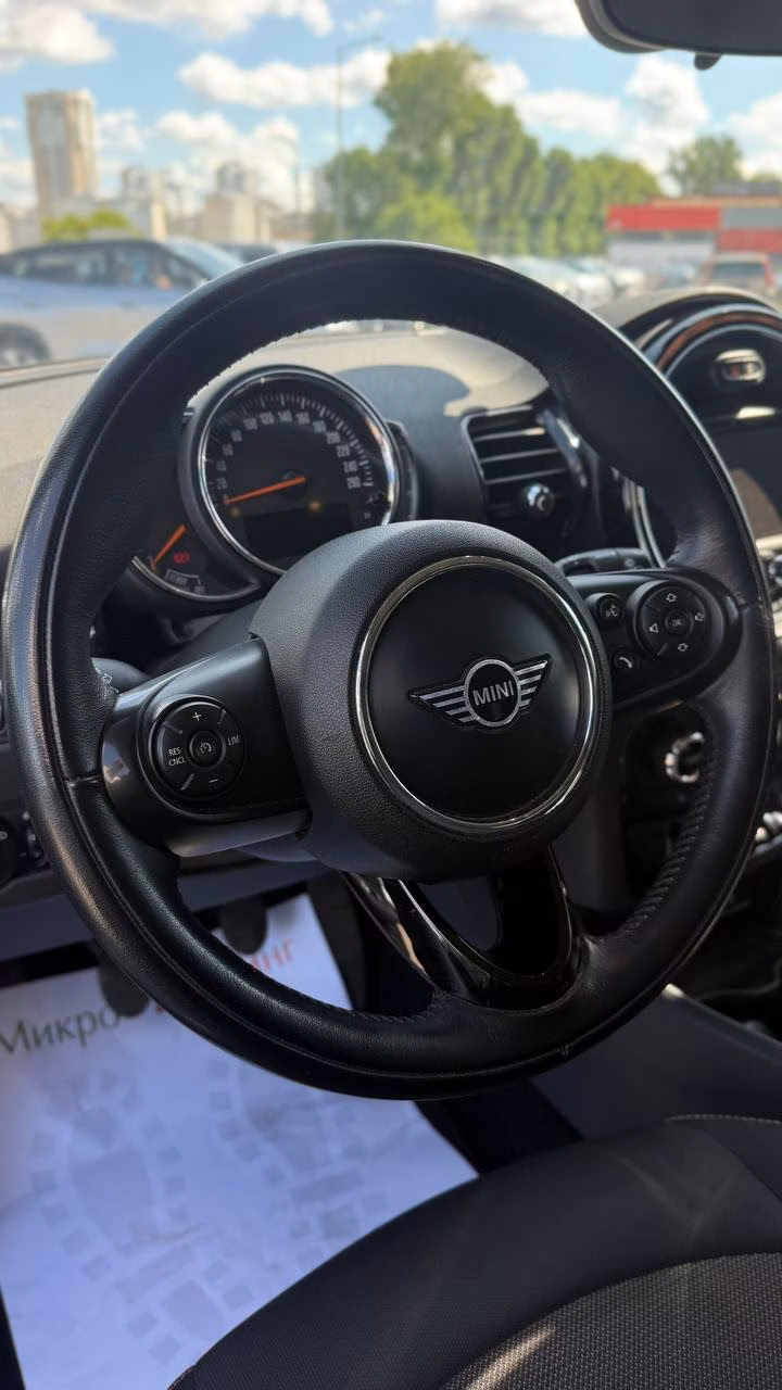 MINI Clubman фото 18