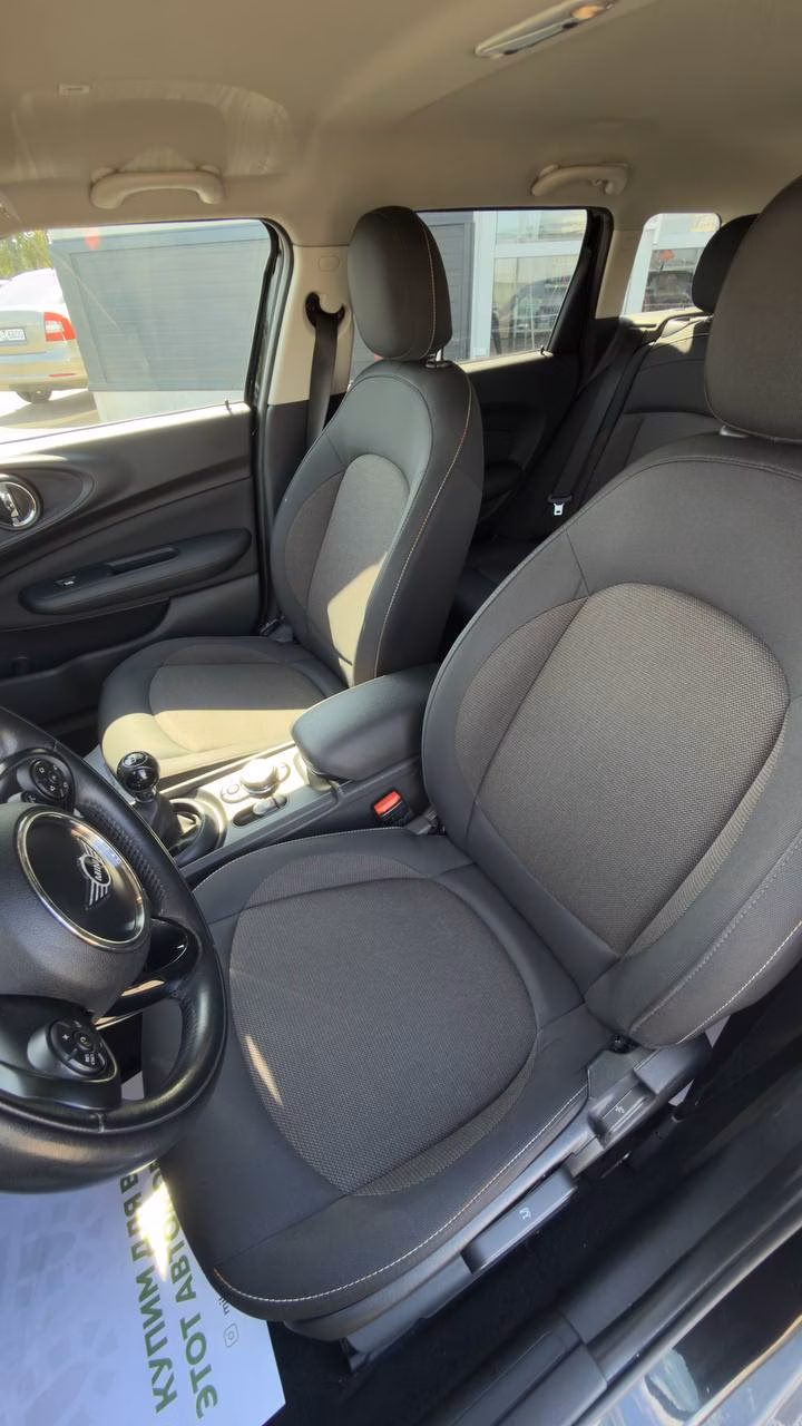 MINI Clubman фото 12