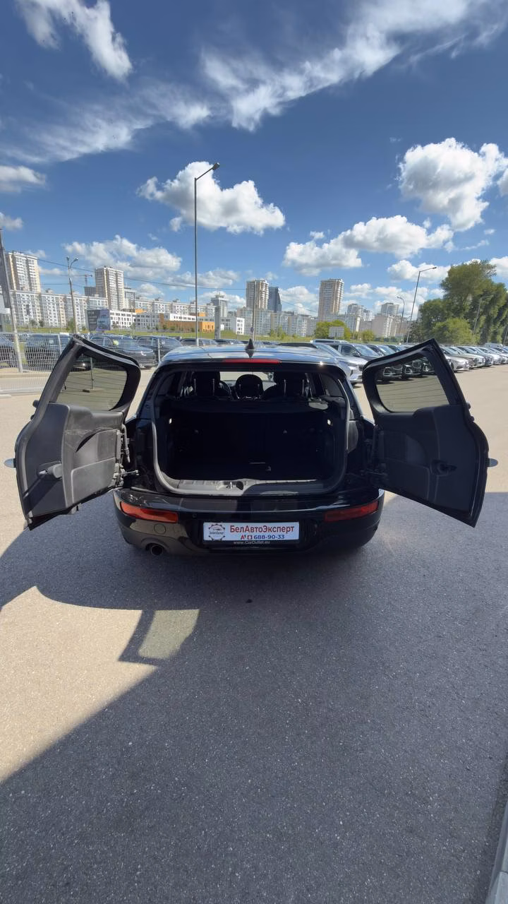MINI Clubman фото 9