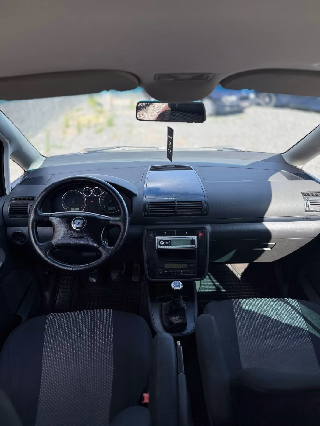 SEAT Alhambra фото 12