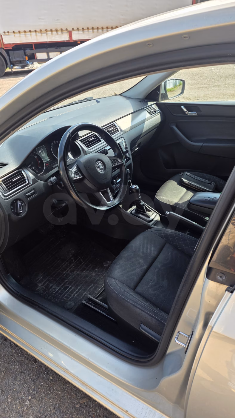 Skoda Rapid фото 5