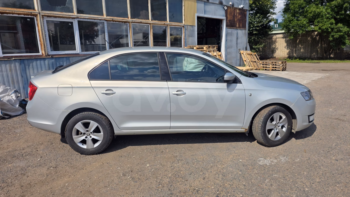 Skoda Rapid фото 4